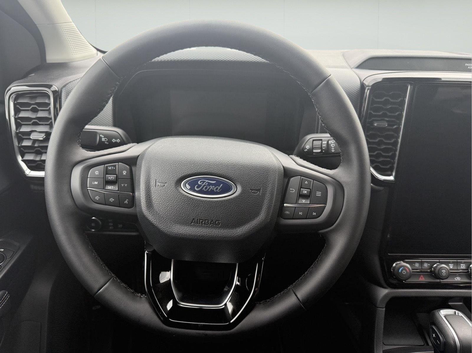 New 2026 Marsh Gray Ford XLT image 17