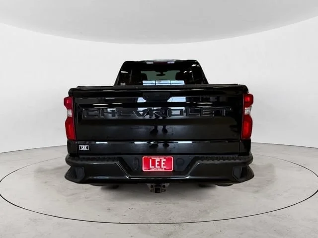Used 2020 Black Chevrolet Custom image 5