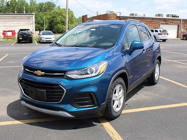 Used 2020 Pacific Blue Metallic Chevrolet LT image 2