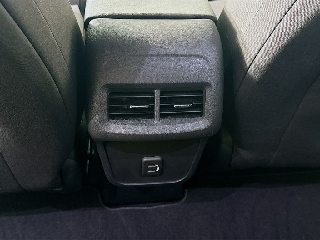 Used 2022 Silver Ice Metallic Chevrolet LT image 24