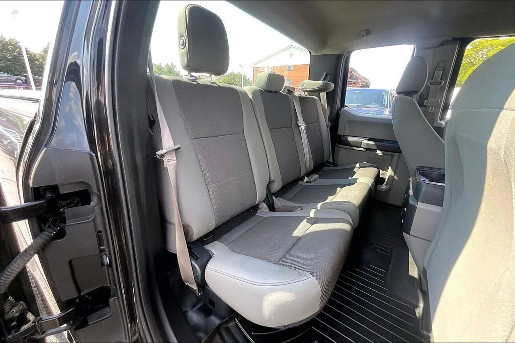 Used 2015 Black Ford XL image 26
