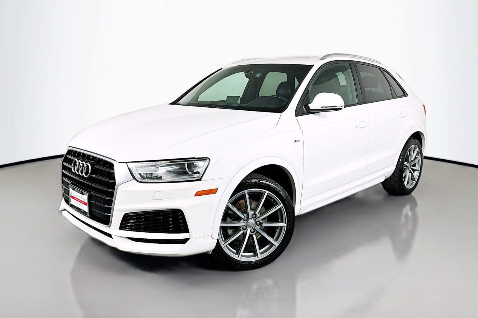 2018 Audi Q3 2.0T Premium Sport's photo