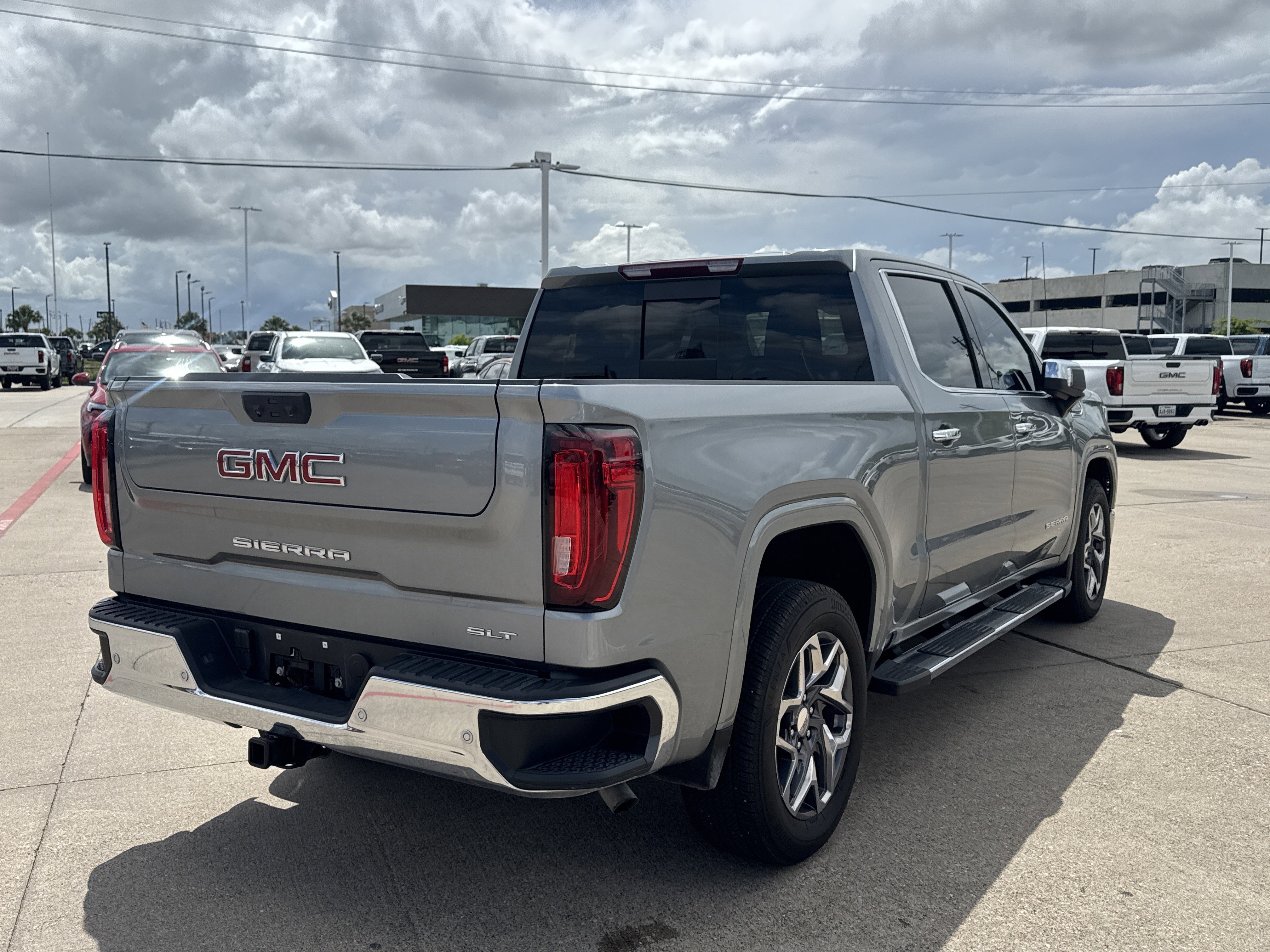 Used 2025 Sterling Metallic GMC SLT image 11