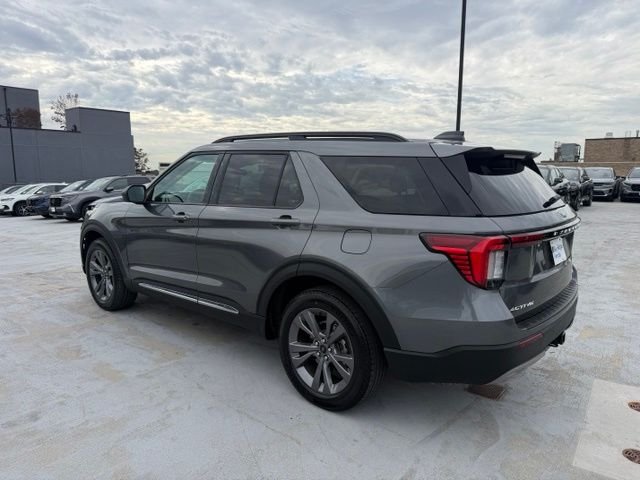Used 2025 Gray Ford Active image 5