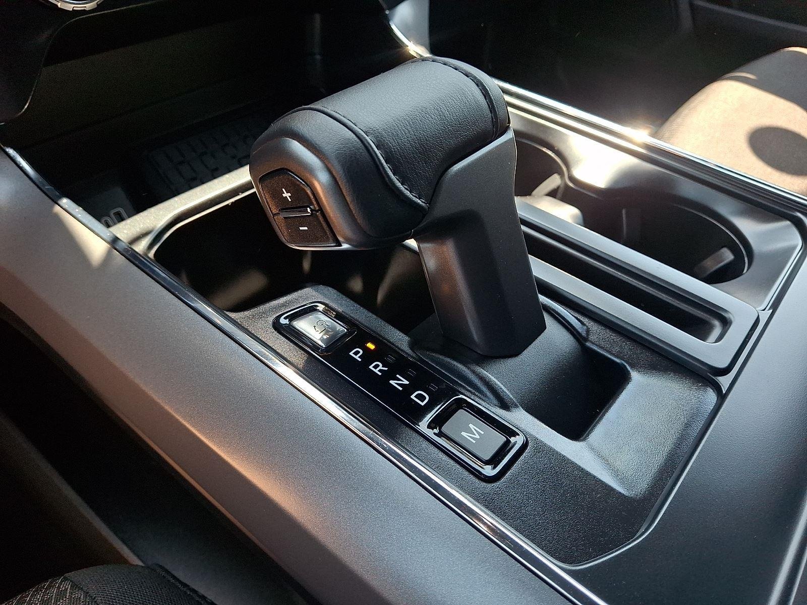 New 2026 Carbonized Gray Metallic Ford XLT image 10