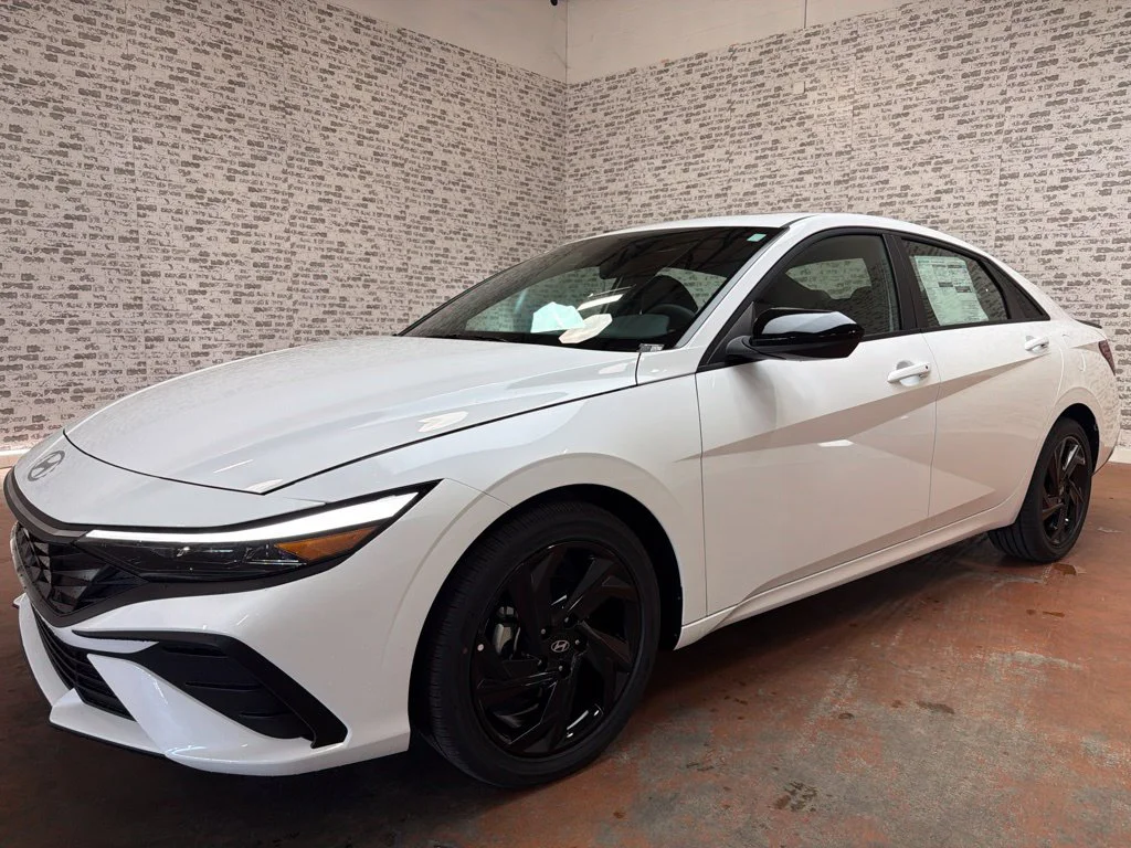 New 2026 Serenity White Hyundai SEL Sport image 3