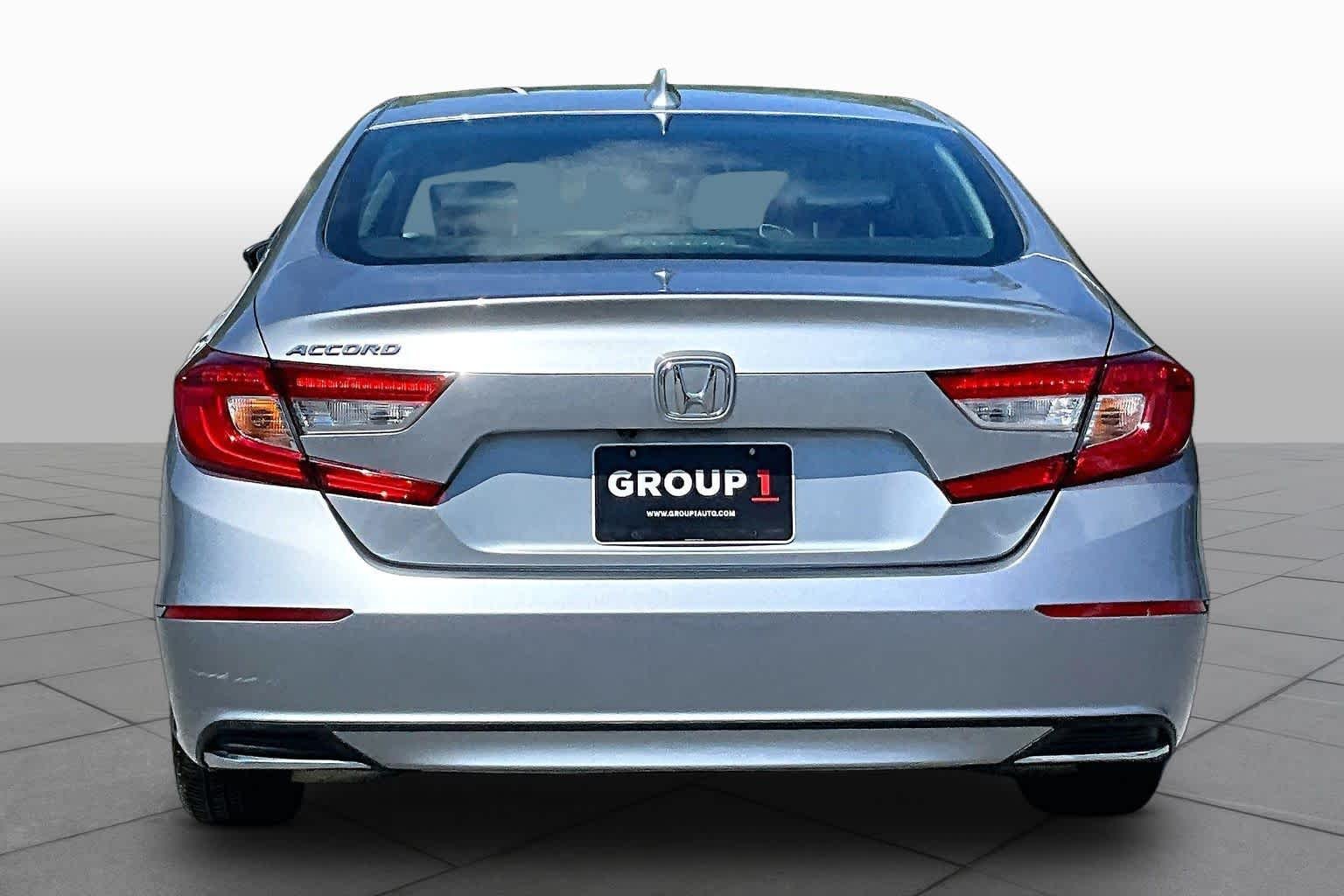 Used 2020 Lunar Silver Metallic Honda EX-L image 5