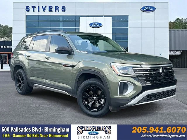 2024 Volkswagen Atlas 2.0T Peak Edition SE w/Technology