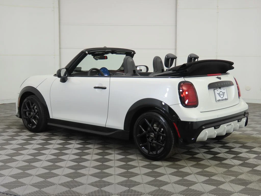 Used 2026 Nanuq White Metallic MINI  image 8