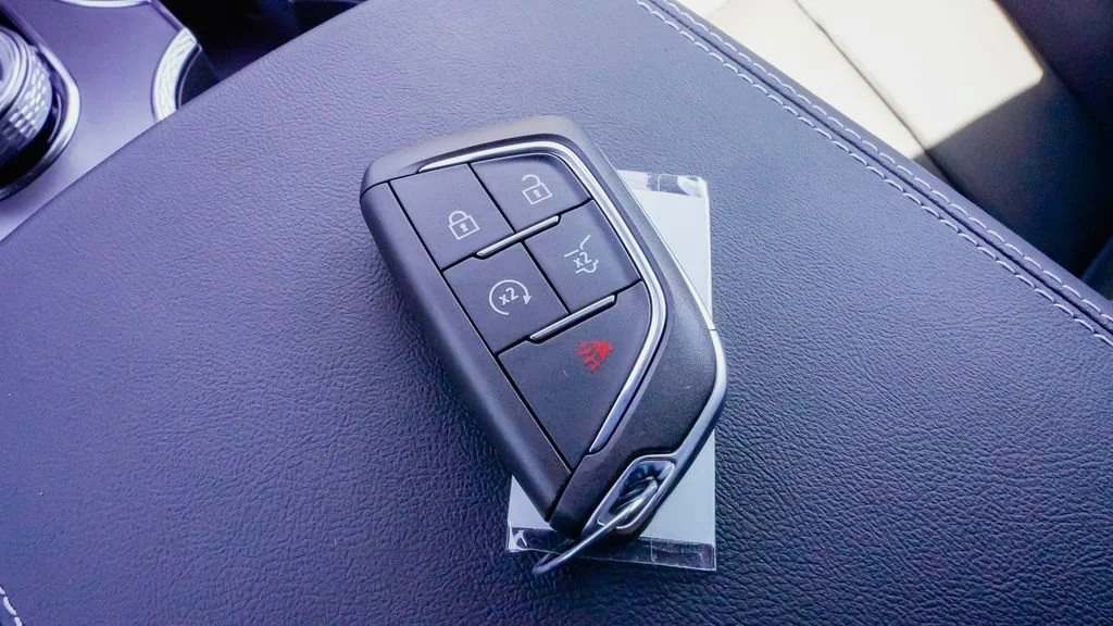 2027 Cadillac VISTIQ Sport - Photo 21
