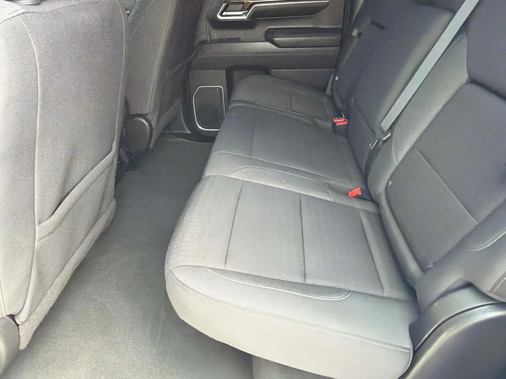 Used 2023 Summit White GMC Elevation image 30