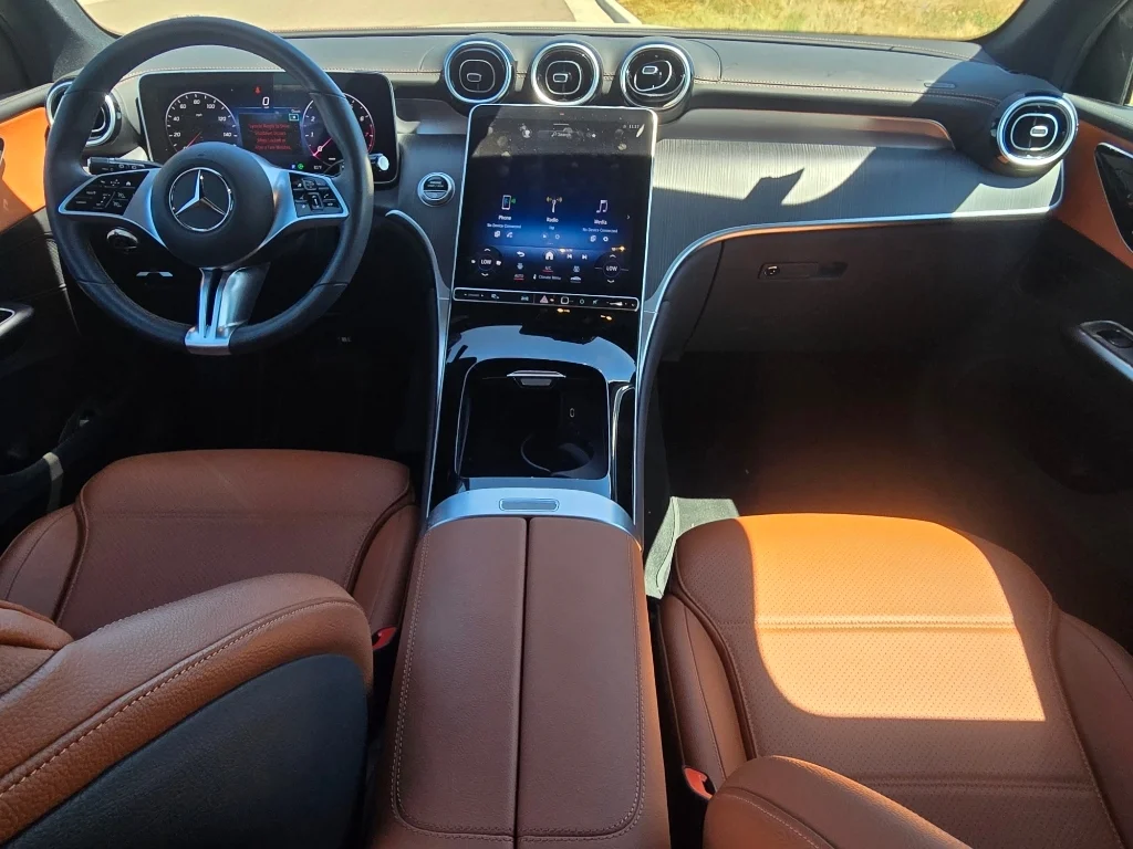 Used 2024 Polar White Mercedes-Benz 300 image 24