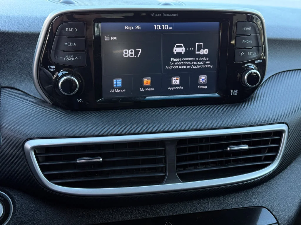 Used 2019  Hyundai Value image 29