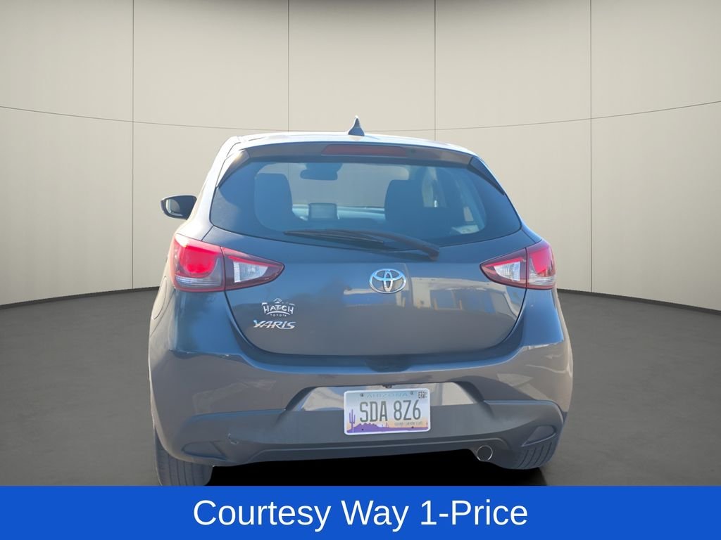 Used 2020 Gray Toyota LE image 8