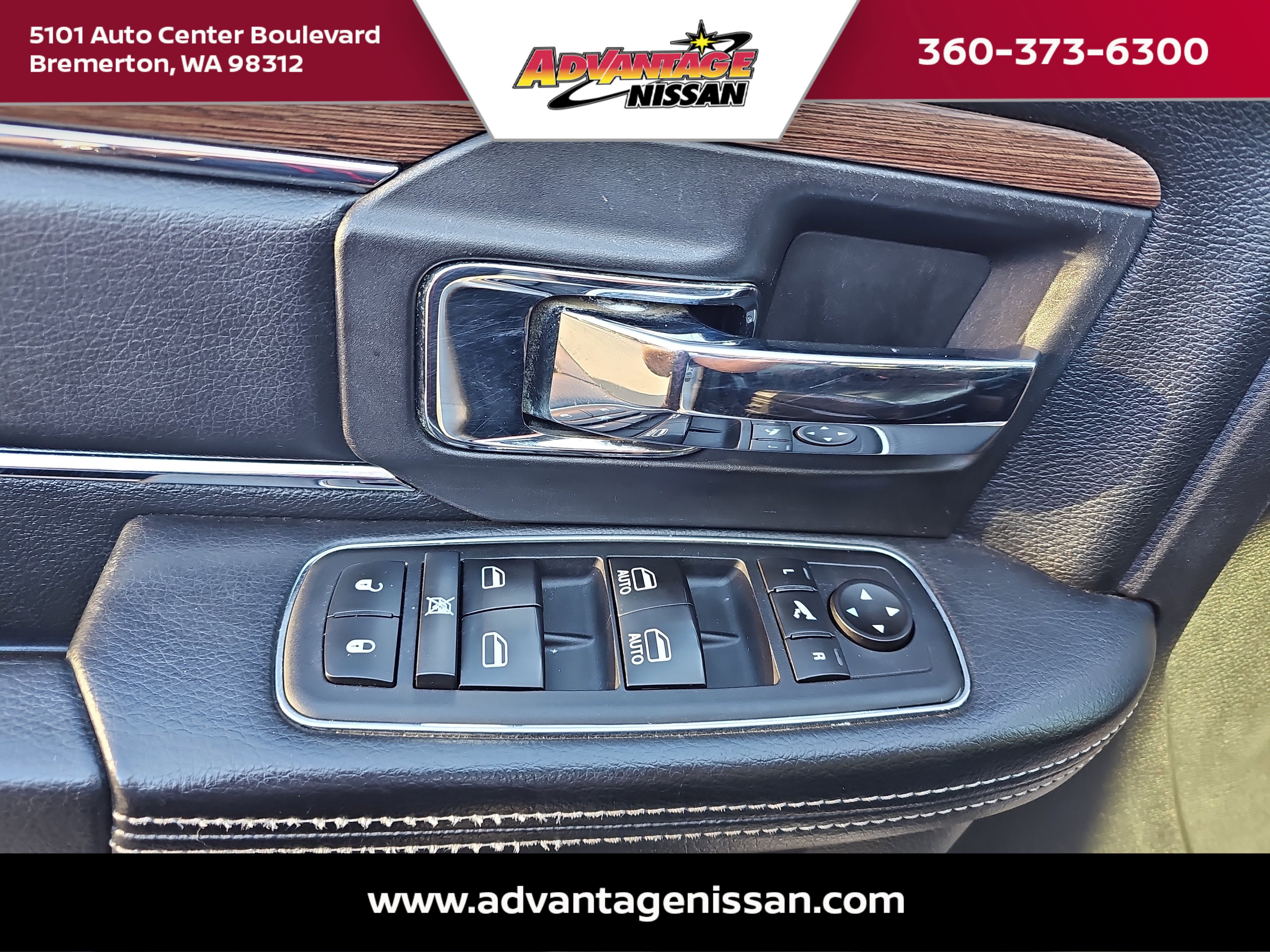 Used 2016 Bright White Clearcoat Ram Laramie image 9