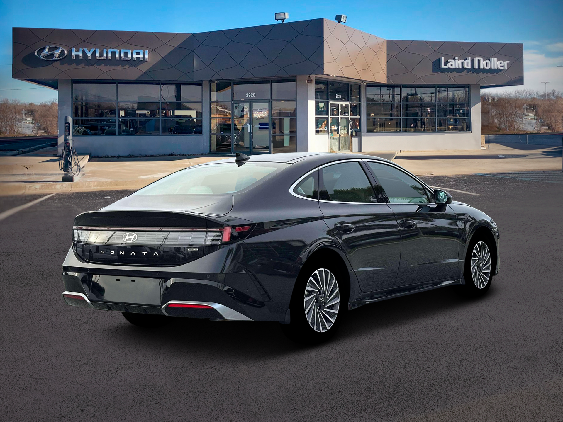 View vehicle photo 7