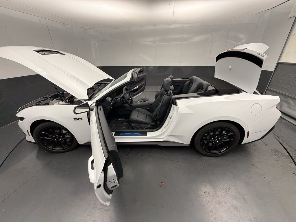 2025 Ford Mustang GT Premium Convertible - Photo 19