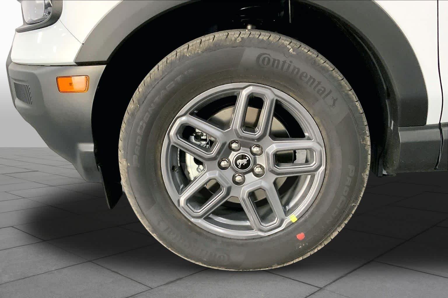 New 2026 Space White Metallic Ford Big Bend® image 9