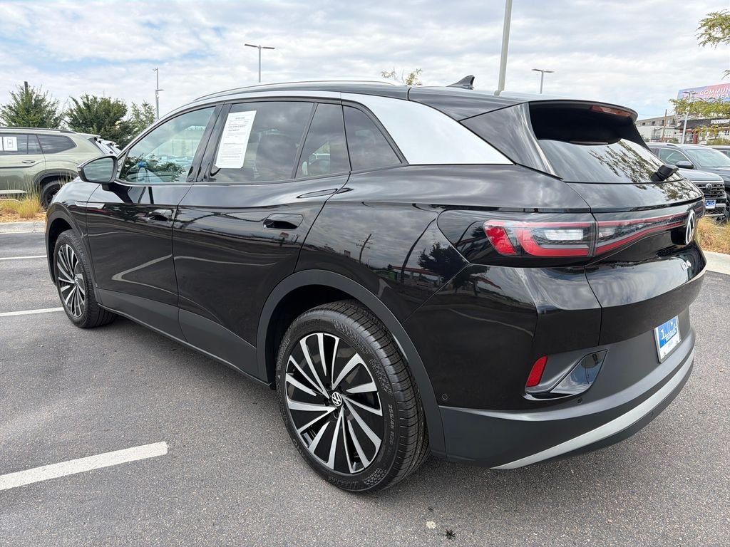 Certified Used 2023 Deep Black Pearl Volkswagen Pro S Plus image 4