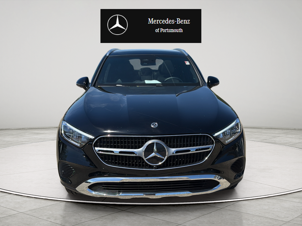 Used 2026 Black Mercedes-Benz GLC 300 image 8