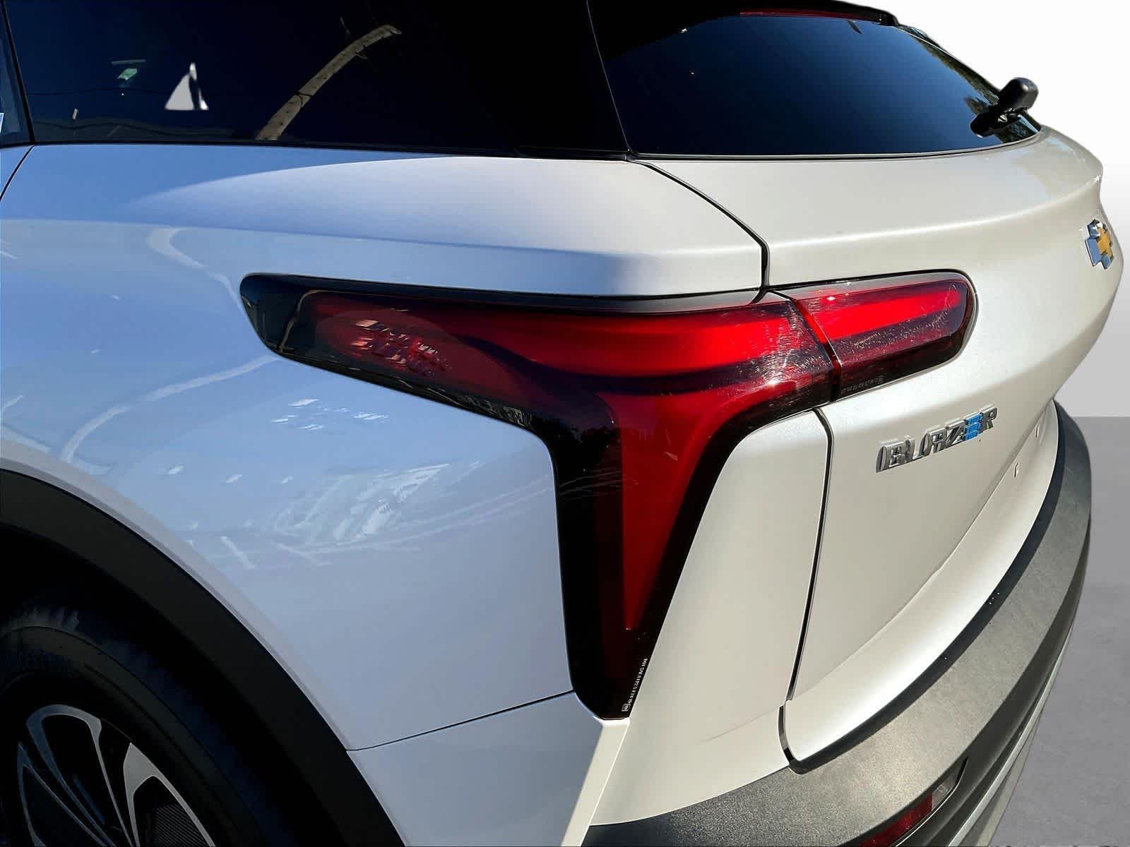 2024 Chevrolet Blazer EV LT - Photo 25