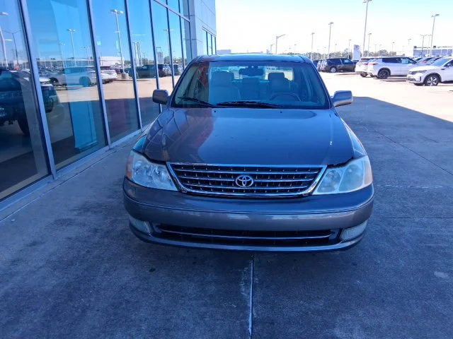 Used 2003  Toyota XLS image 3