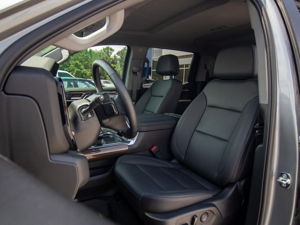 2025 Chevrolet Silverado 1500 LT Trail Boss - Photo 7