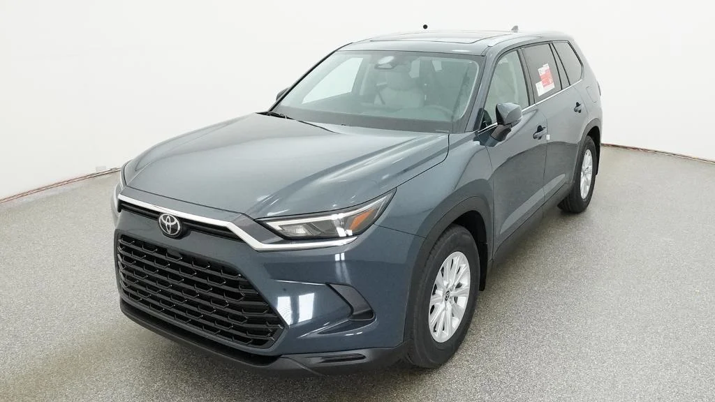 New 2026 Storm Cloud Toyota XLE image 20