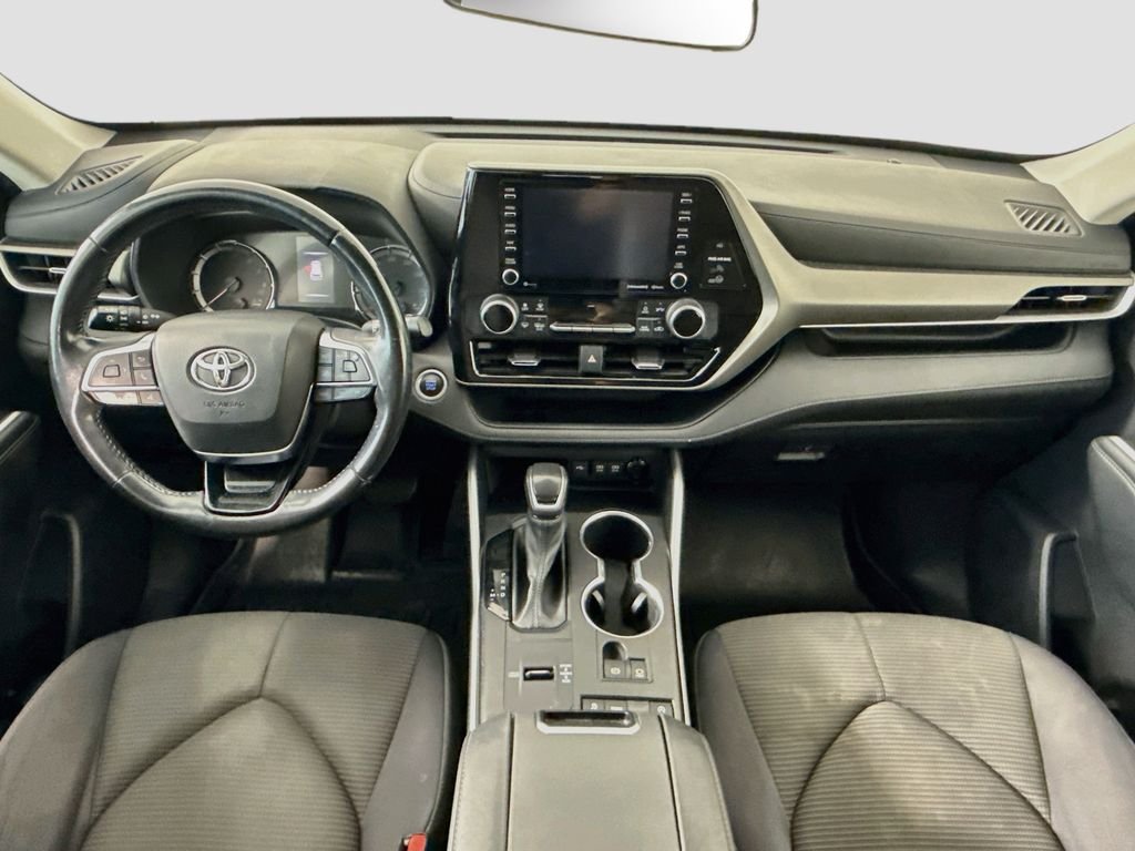 Used 2021 Blizzard Pearl Toyota LE image 13