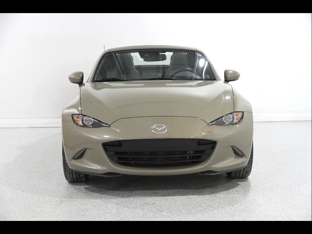 2023 Mazda MX-5 Miata RF Grand Touring - Photo 3
