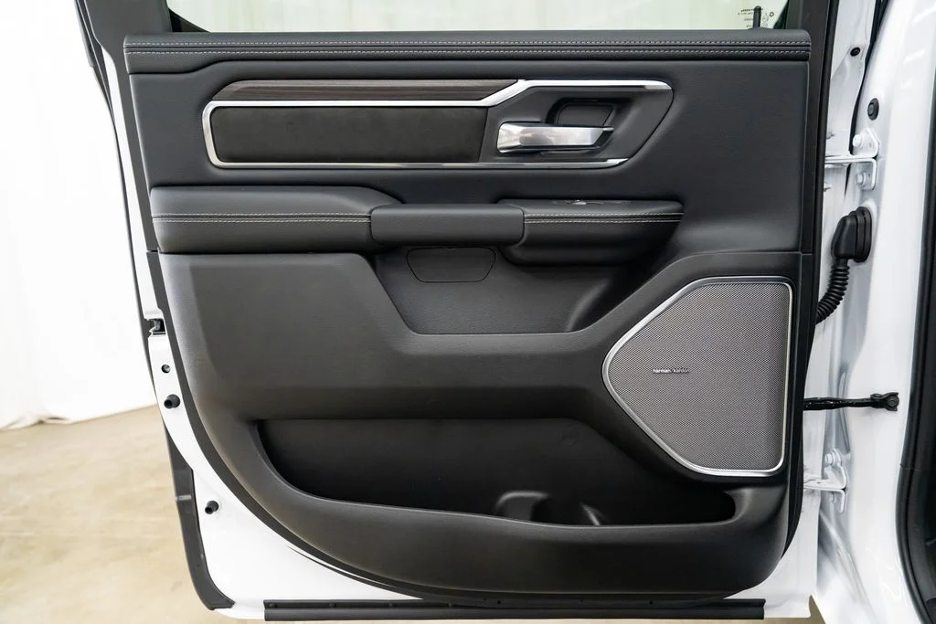 New 2026 Bright White Clear-Coat Exterior Paint RAM Laramie image 27