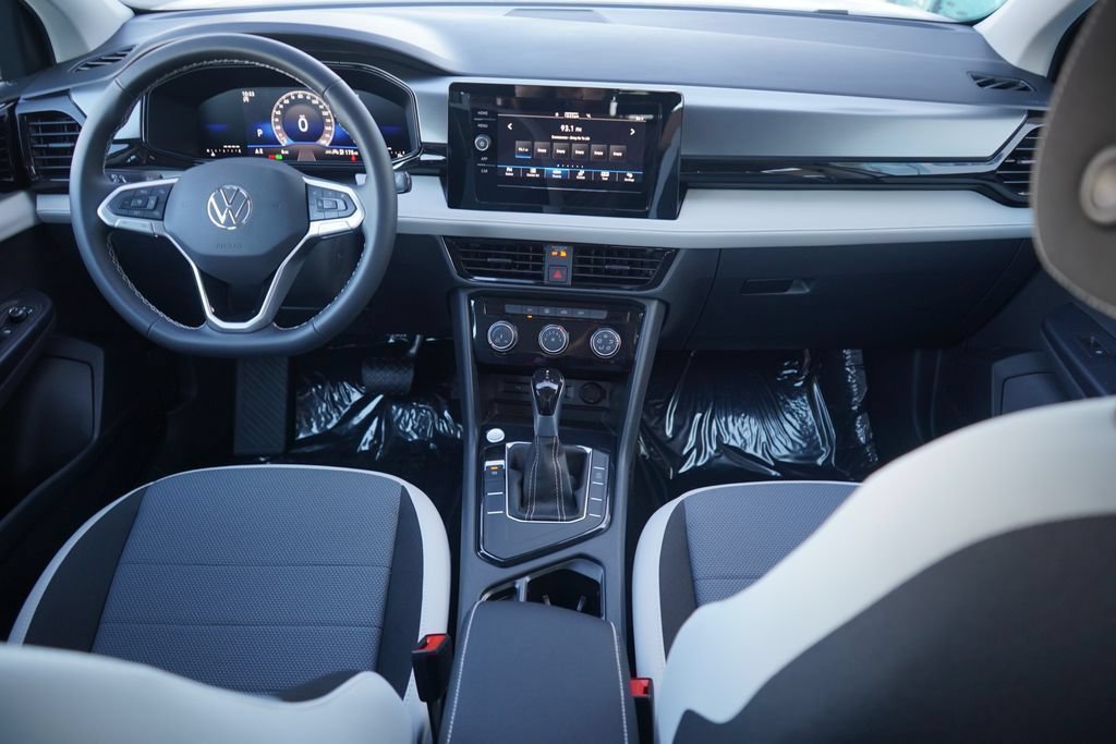 New 2026 Pure White Volkswagen 1.5T S image 8