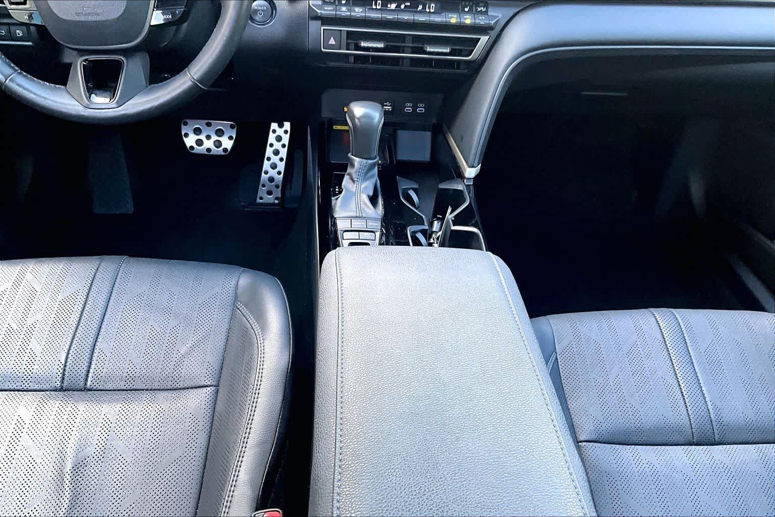 Used 2025 Ocean Gem Toyota XSE image 17