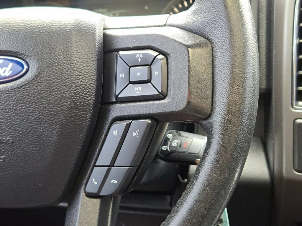 Used 2020 Gray Ford XLT image 34