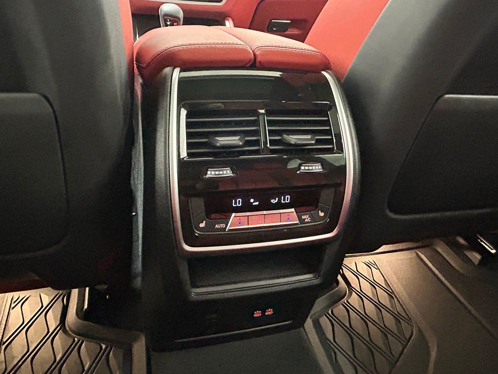 2026 BMW X5 M X5 M - Photo 69