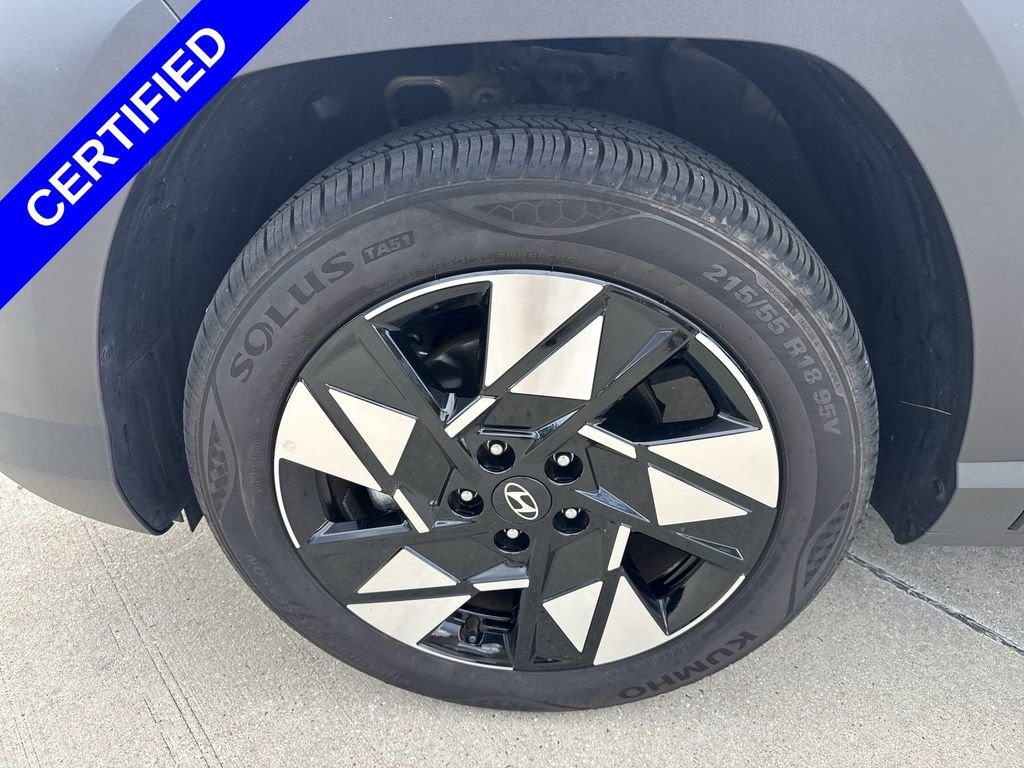 Certified Used 2025 Abyss Black Hyundai SEL image 18