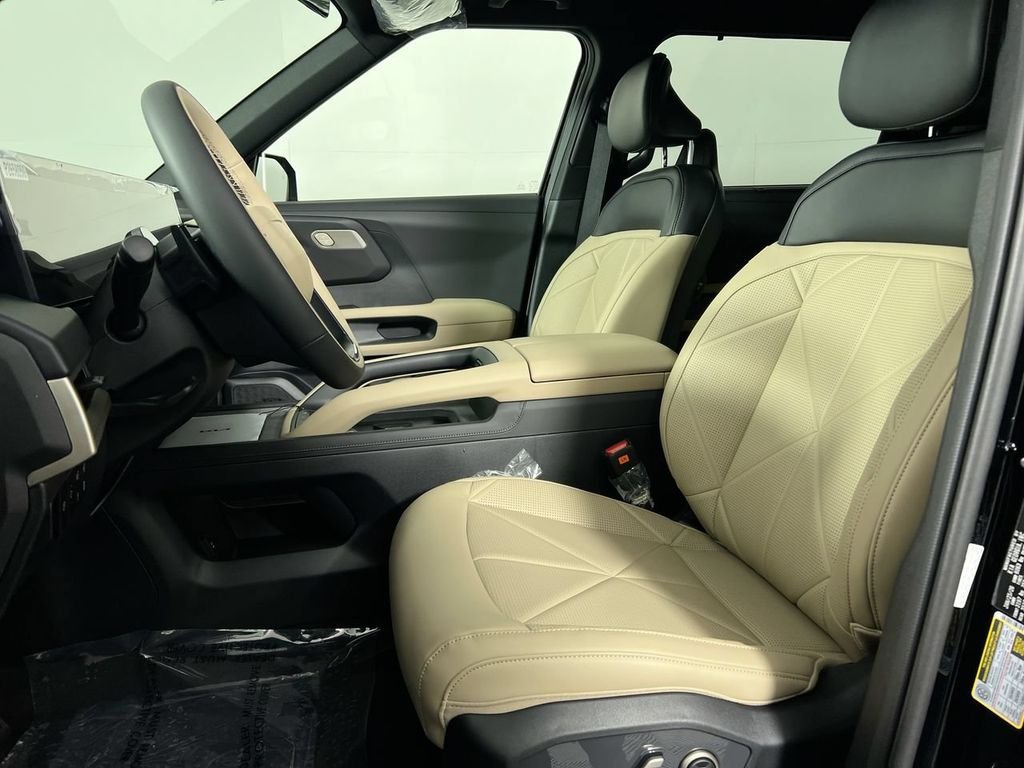 New 2027 Ebony Black Kia EX image 12