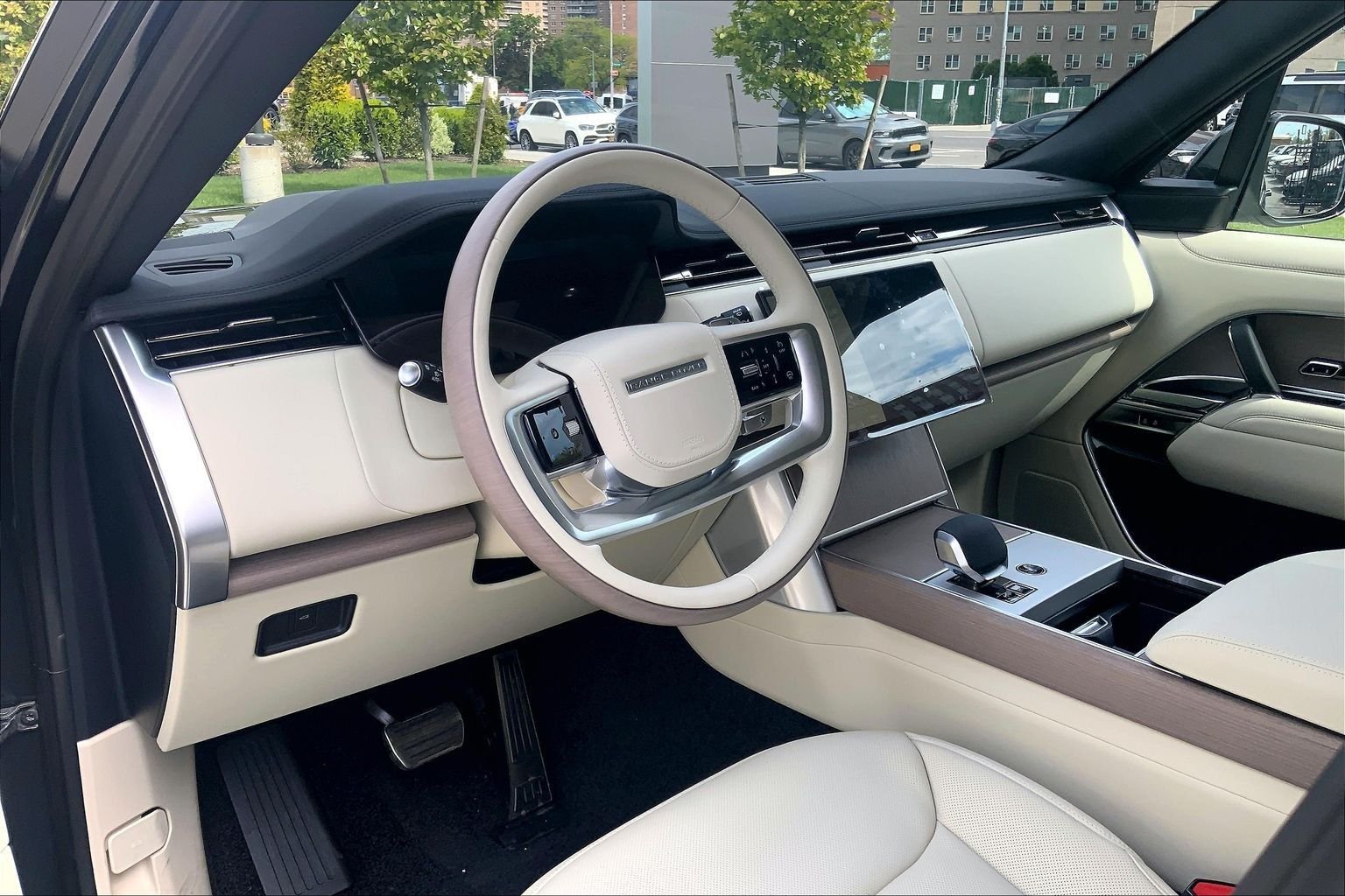 New 2026 Constellation Blue Ultra Metallic Gloss Land Rover SE 7 Seats image 8