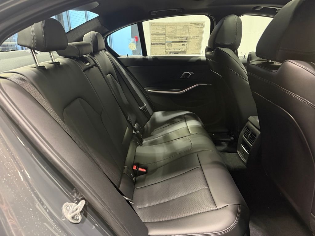2026 BMW 3 Series 330i - Photo 24