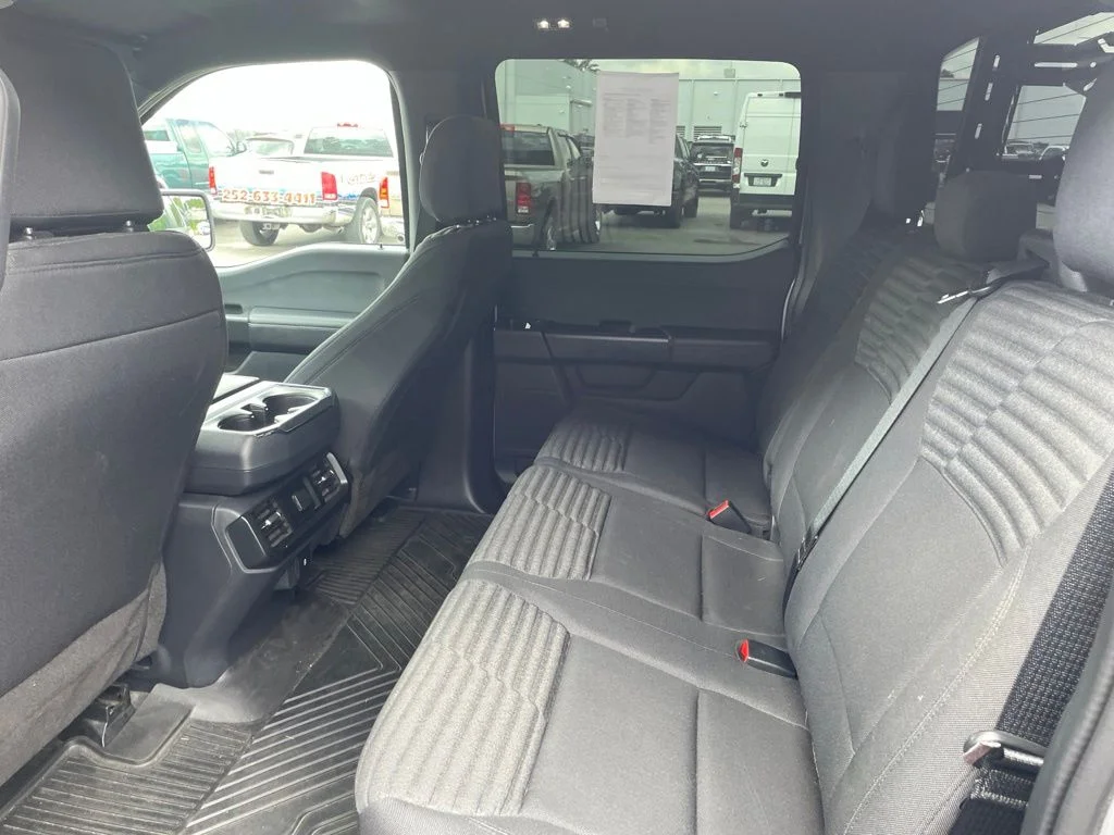 Used 2023 Silver Ford XL image 12