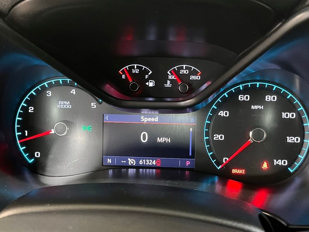 Used 2022 White GMC AT4 w/Leather image 19