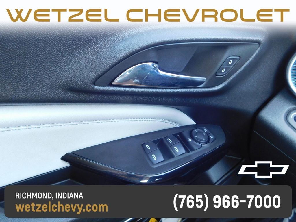 Used 2025 Red Chevrolet LT image 25