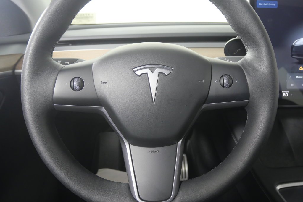 Used 2023  Tesla Performance image 20