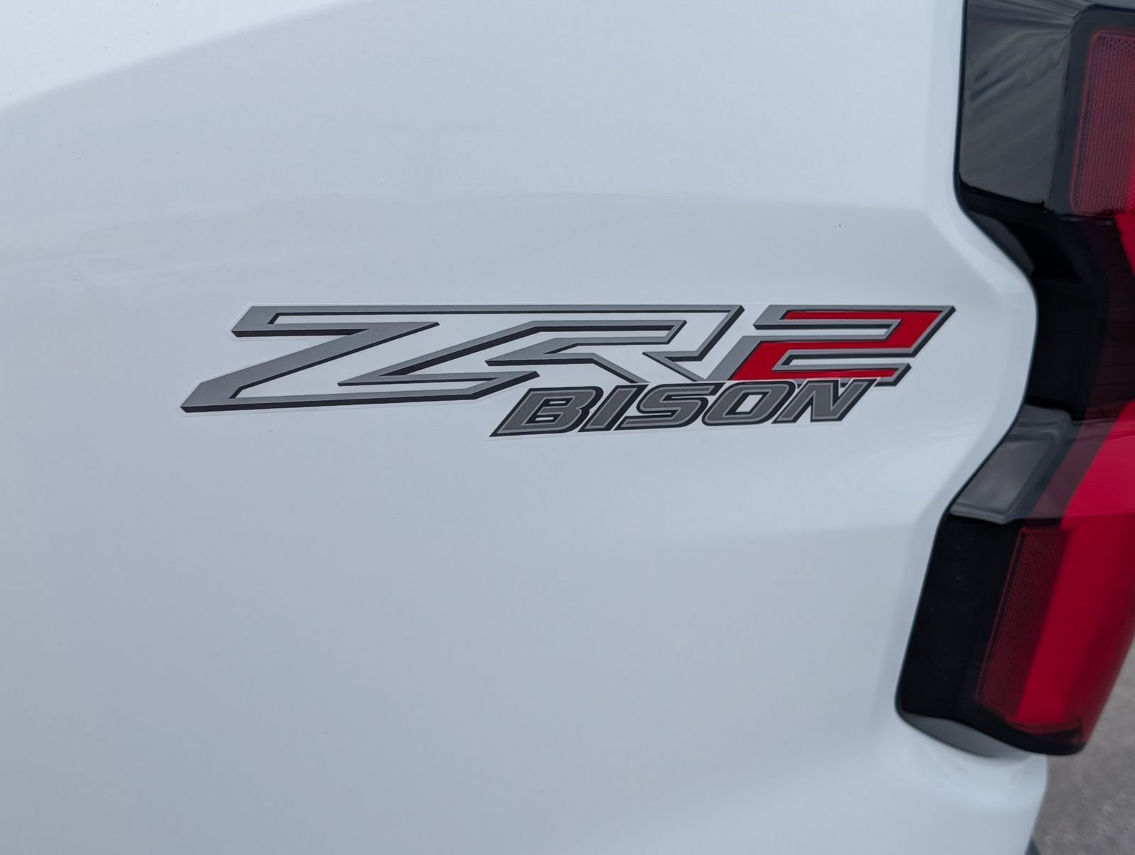 New 2026 Summit White Chevrolet ZR2 image 7