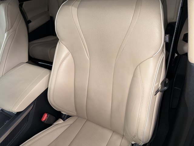 Used 2022 Performance Red Pearl Acura SH-AWD ADVANCE image 11