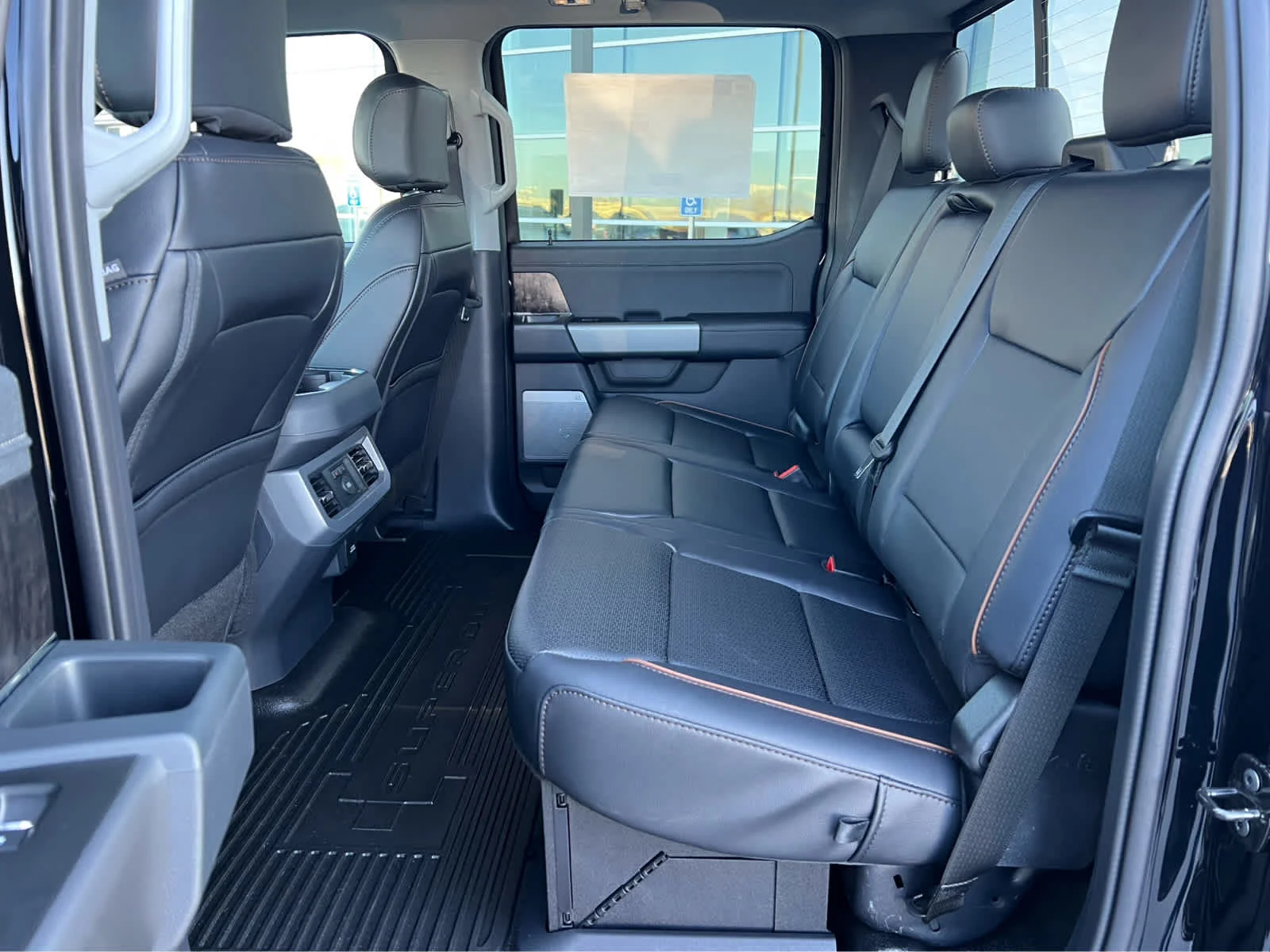 New 2026 Agate Black Metallic Ford F-350® Lariat® image 27