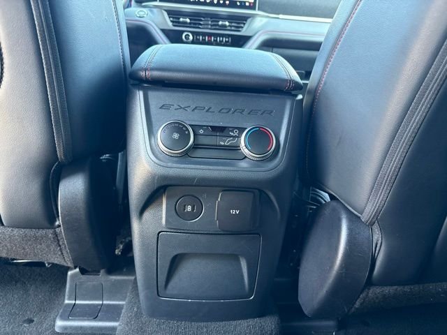 Used 2025 Gray Ford ST-Line image 25