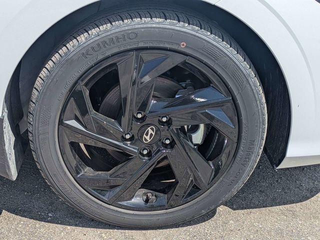 New 2026 White Hyundai SEL Sport image 12