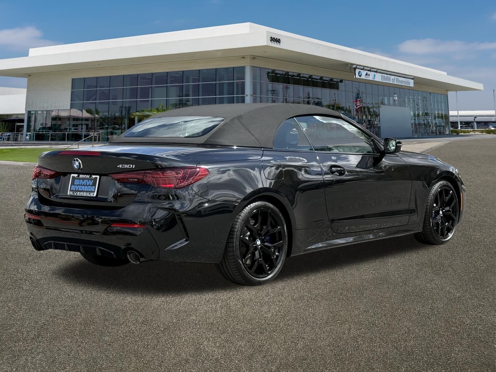 Used 2025 Black BMW 430i image 10