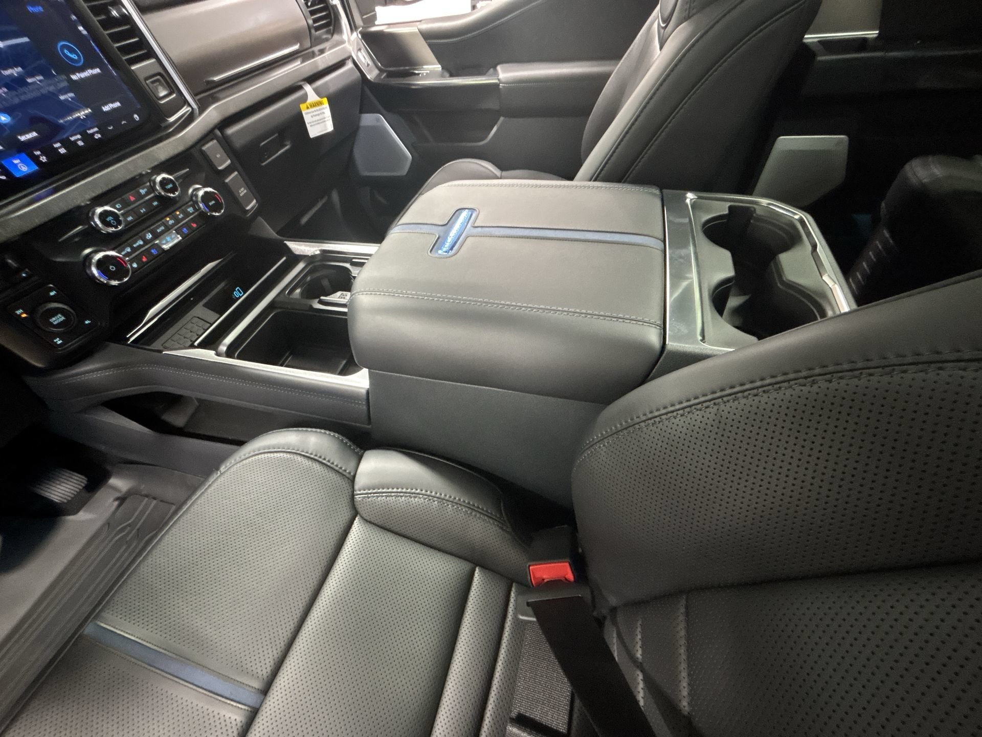 New 2026 Star White Metallic Tri-Coat Ford F-350® Platinum® image 23